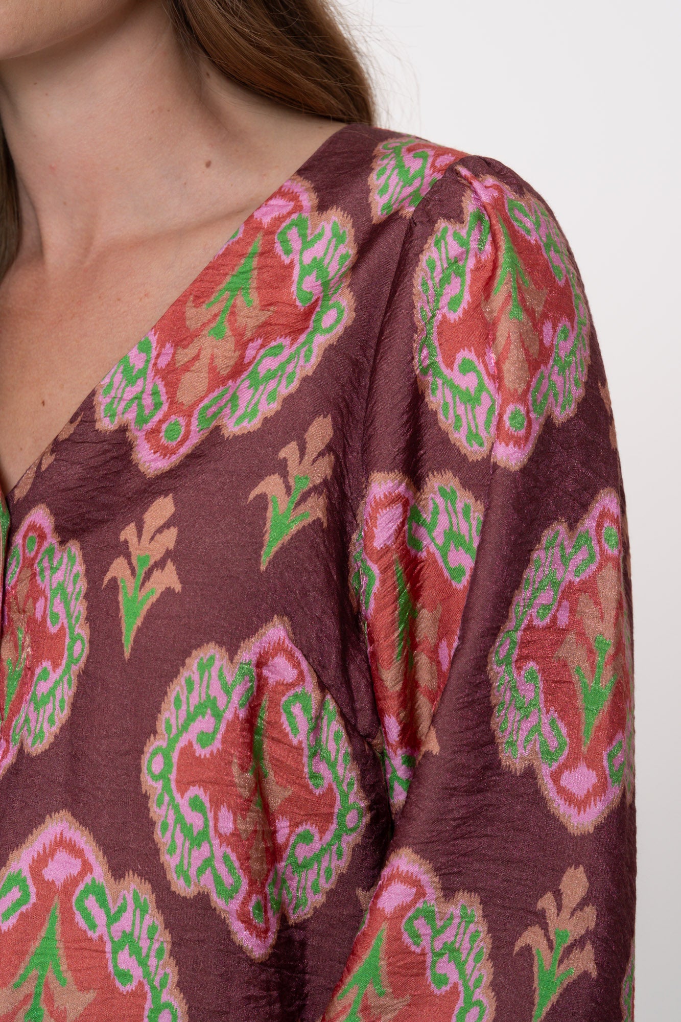 Geisha Damenbluse mit paisleyartigem Muster