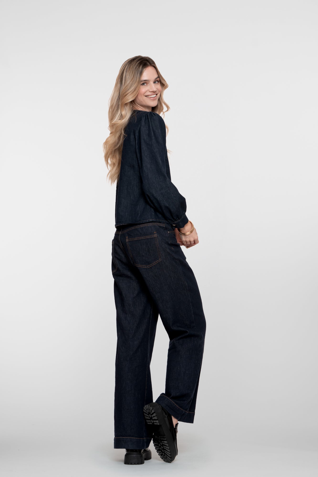 Geisha Damen-Klassische Flared-Denim-Jeans