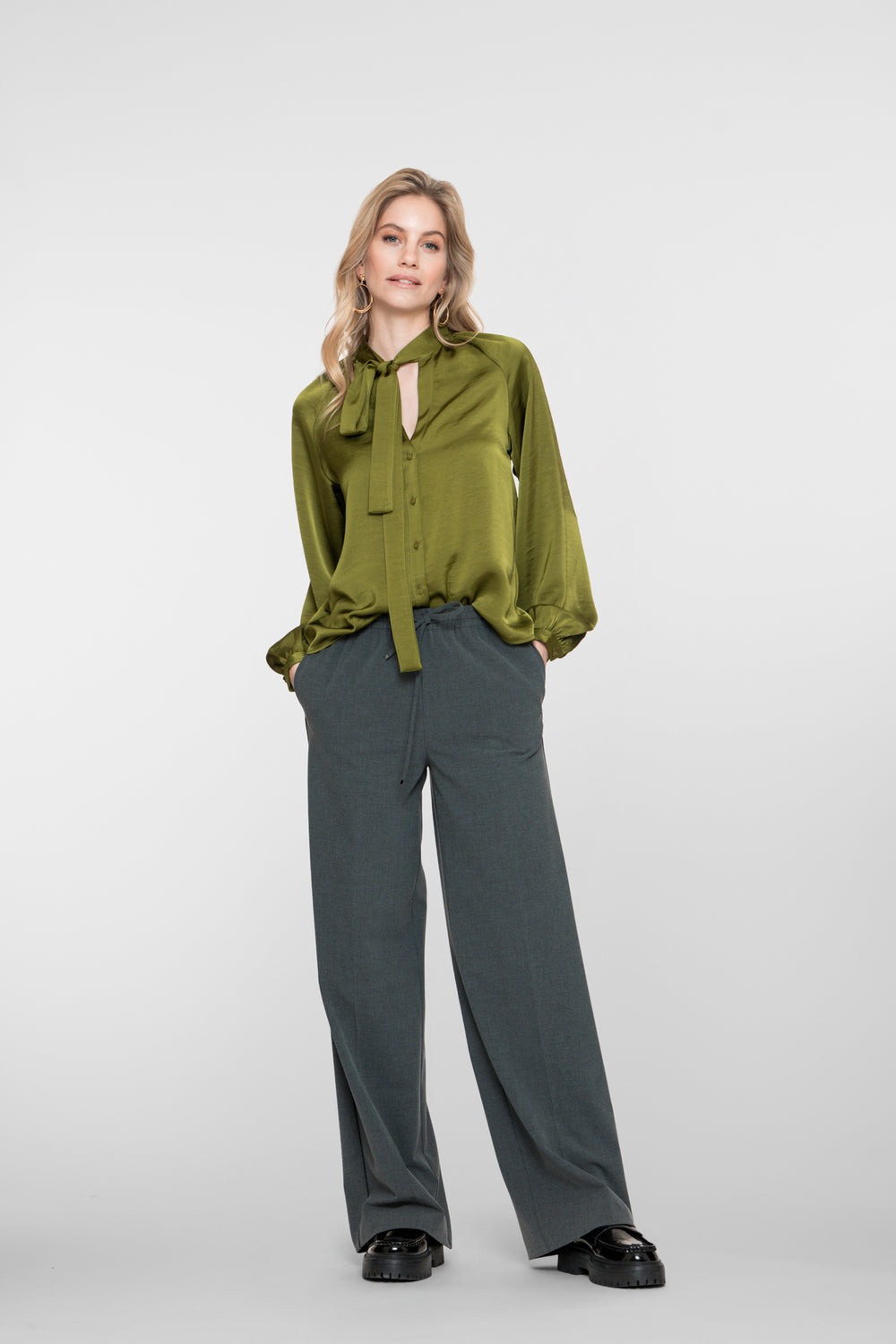 Geisha Damen-Klassische Flared-Hose