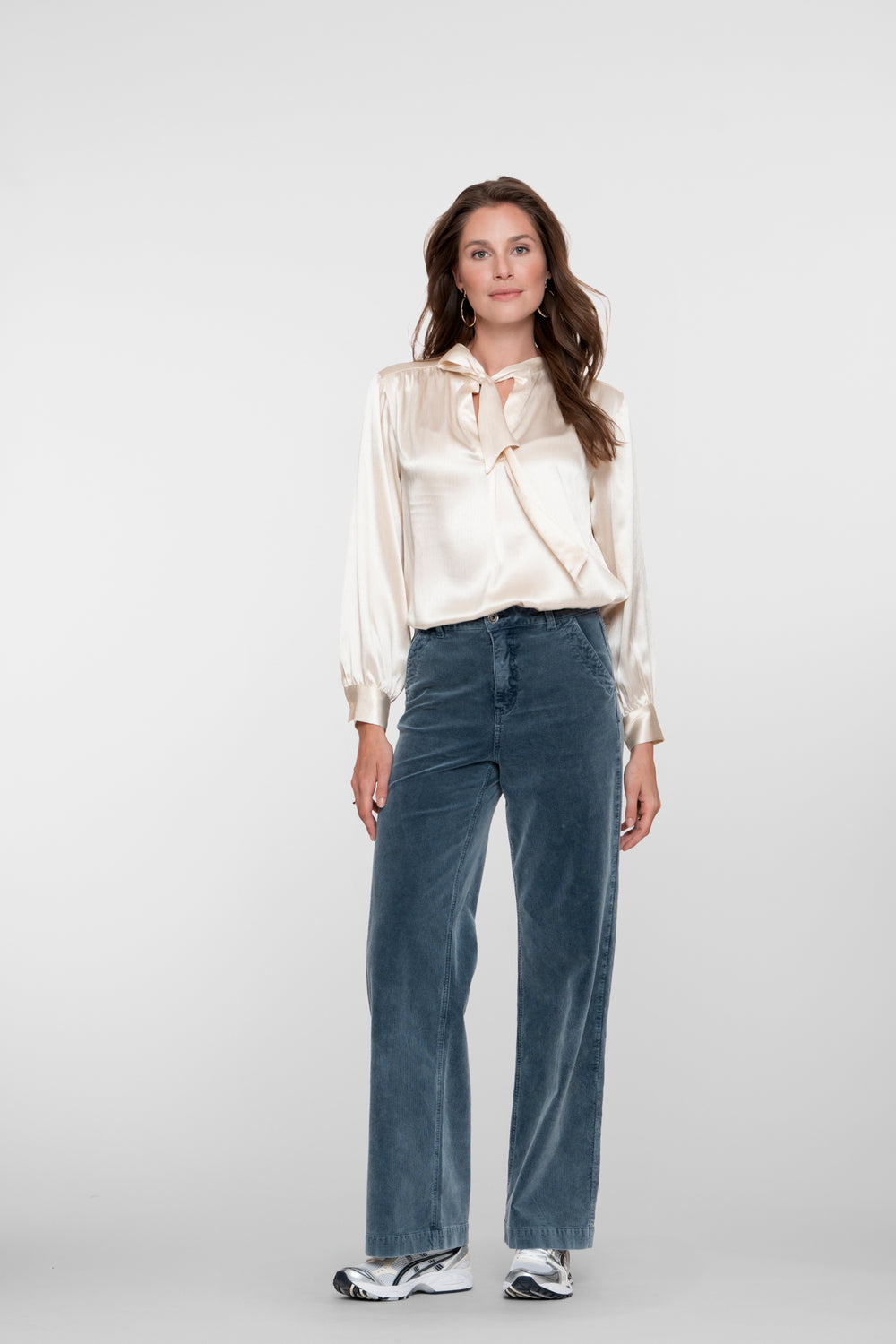 Geisha Damen-Cordjeans in Indigo