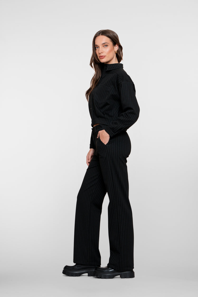 Geisha Damenhose mit geradem Schnitt und Nadelstreifen