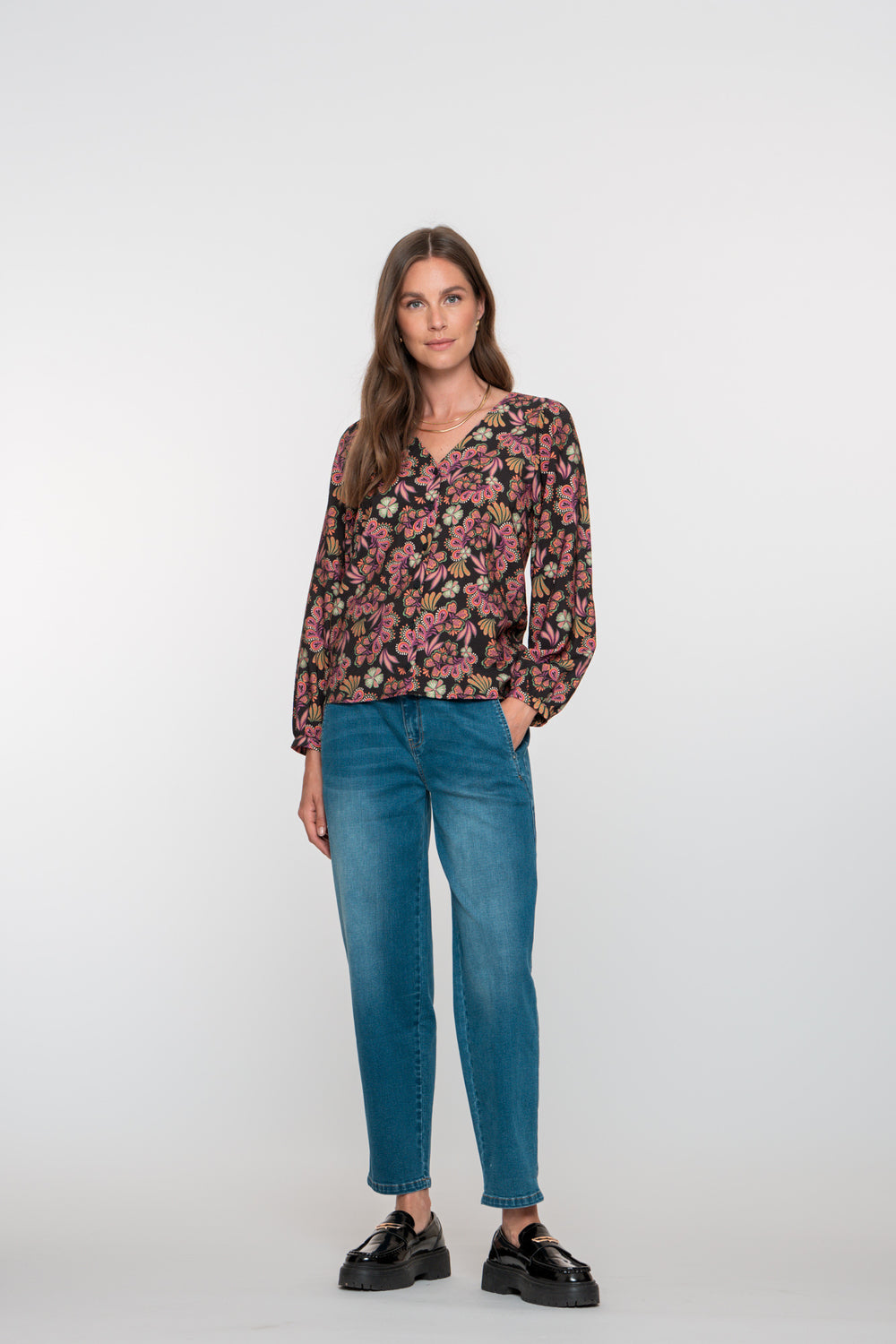 Geisha Damenjeans mit Rüschensaum