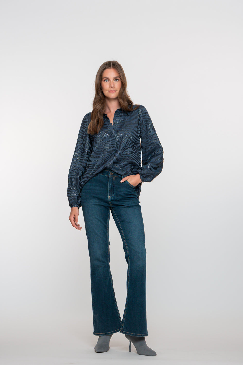 Geisha Damen-High-Waist-Flared-Jeans