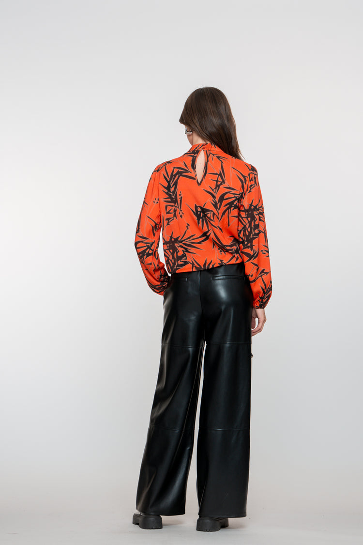 Geisha Damenhose in Lederoptik mit weitem Bein
