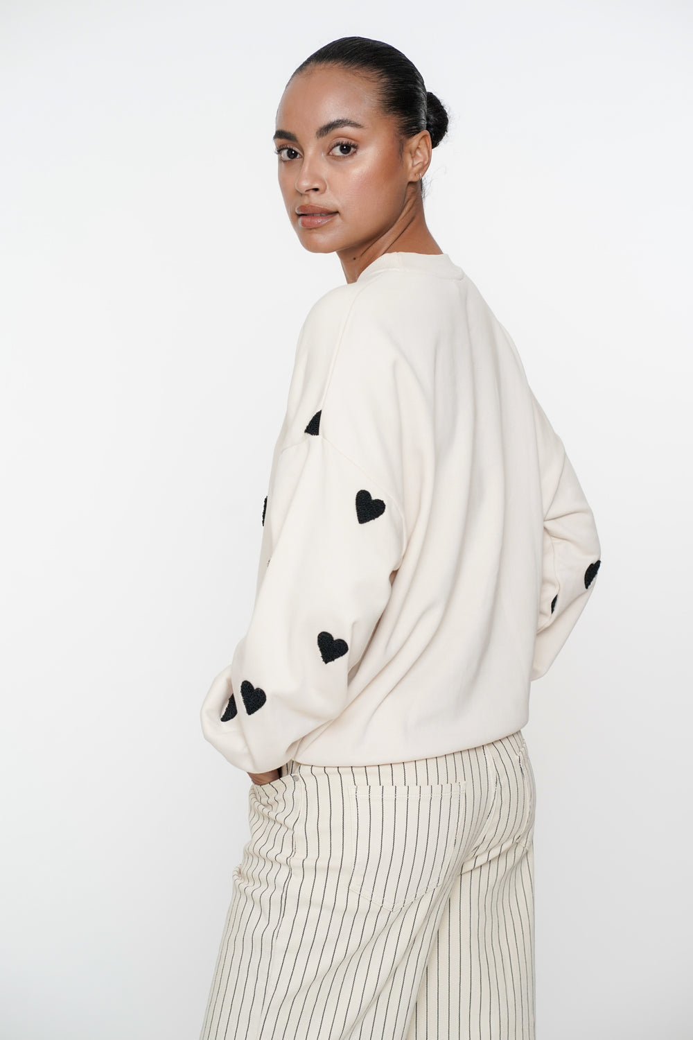 Geisha Fashion Damenpullover mit gestickten Herzen