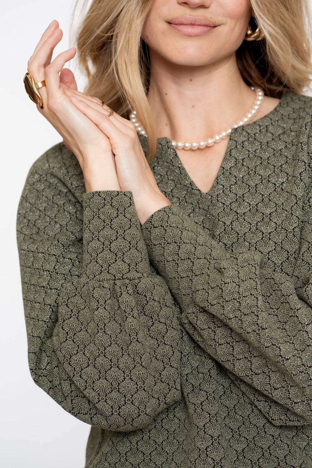 Geisha Damen-Top mit V-Ausschnitt und Jacquardmuster