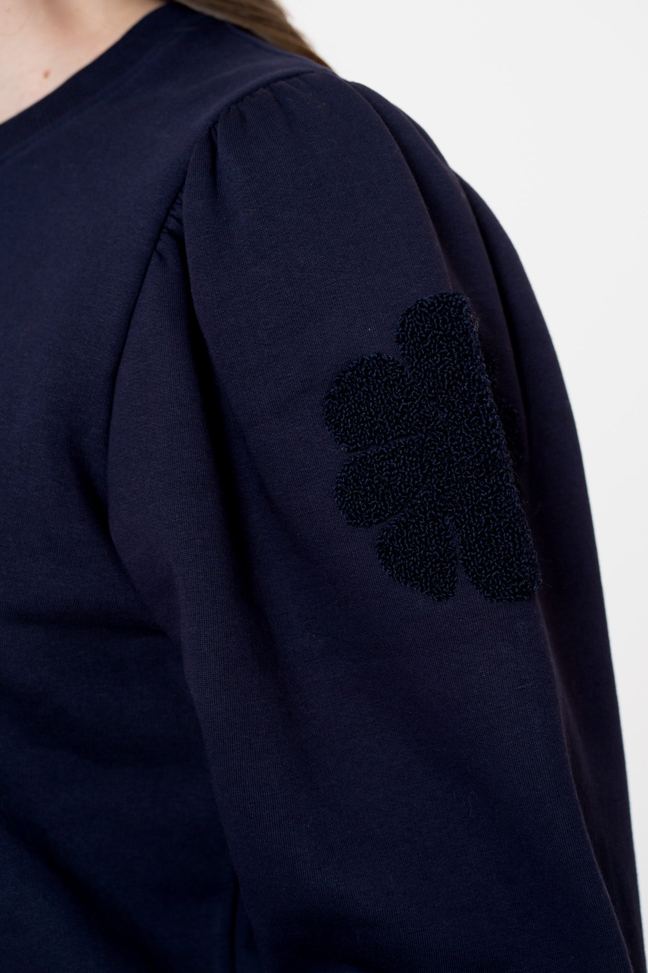 Geisha Damenpullover mit bestickten Blumen-Details