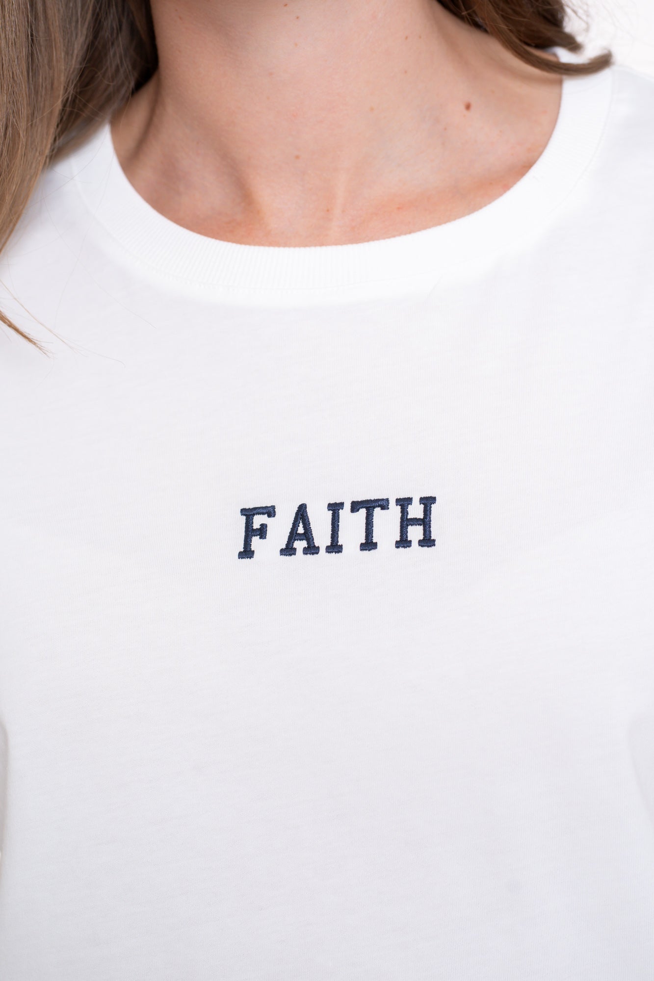 Geisha Damen Basic-T-Shirt mit Sticktext
