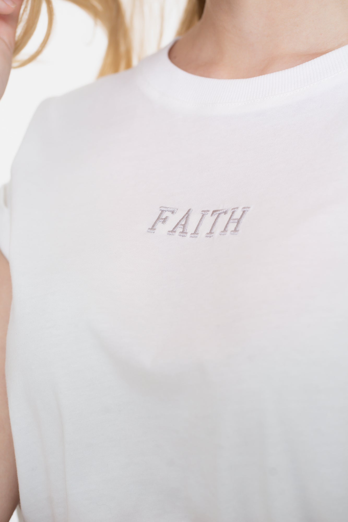 Geisha Damen Basic-T-Shirt mit Sticktext