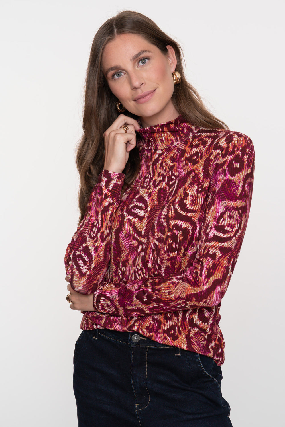 Geisha Damentop mit hohem Kragen und farbenfrohem Print