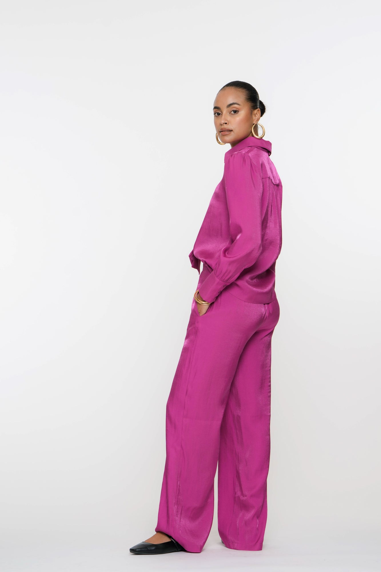Geisha Fashion Damenbluse glänzend mit Schleifendetail