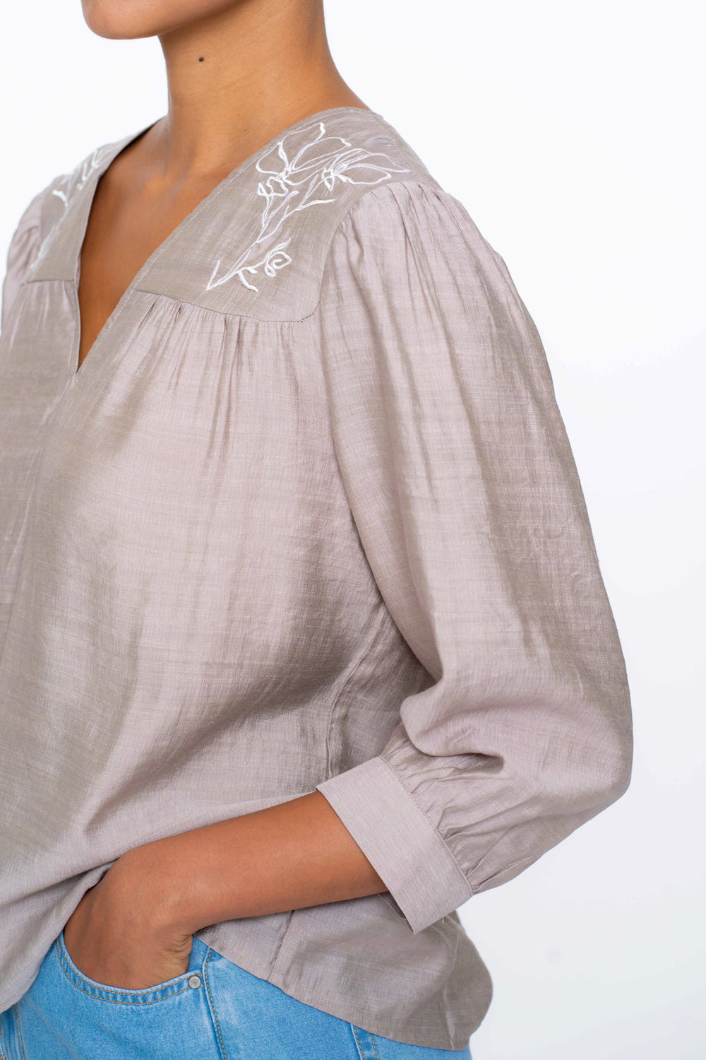 Geisha Fashion Damen Top mit 7/8 Ärmeln und Stickblumen-Detail