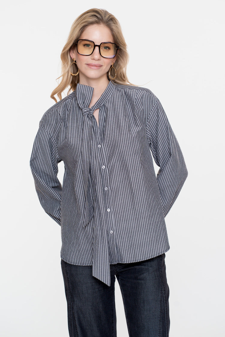 Geisha Damenbluse mit Streifen und Schleife