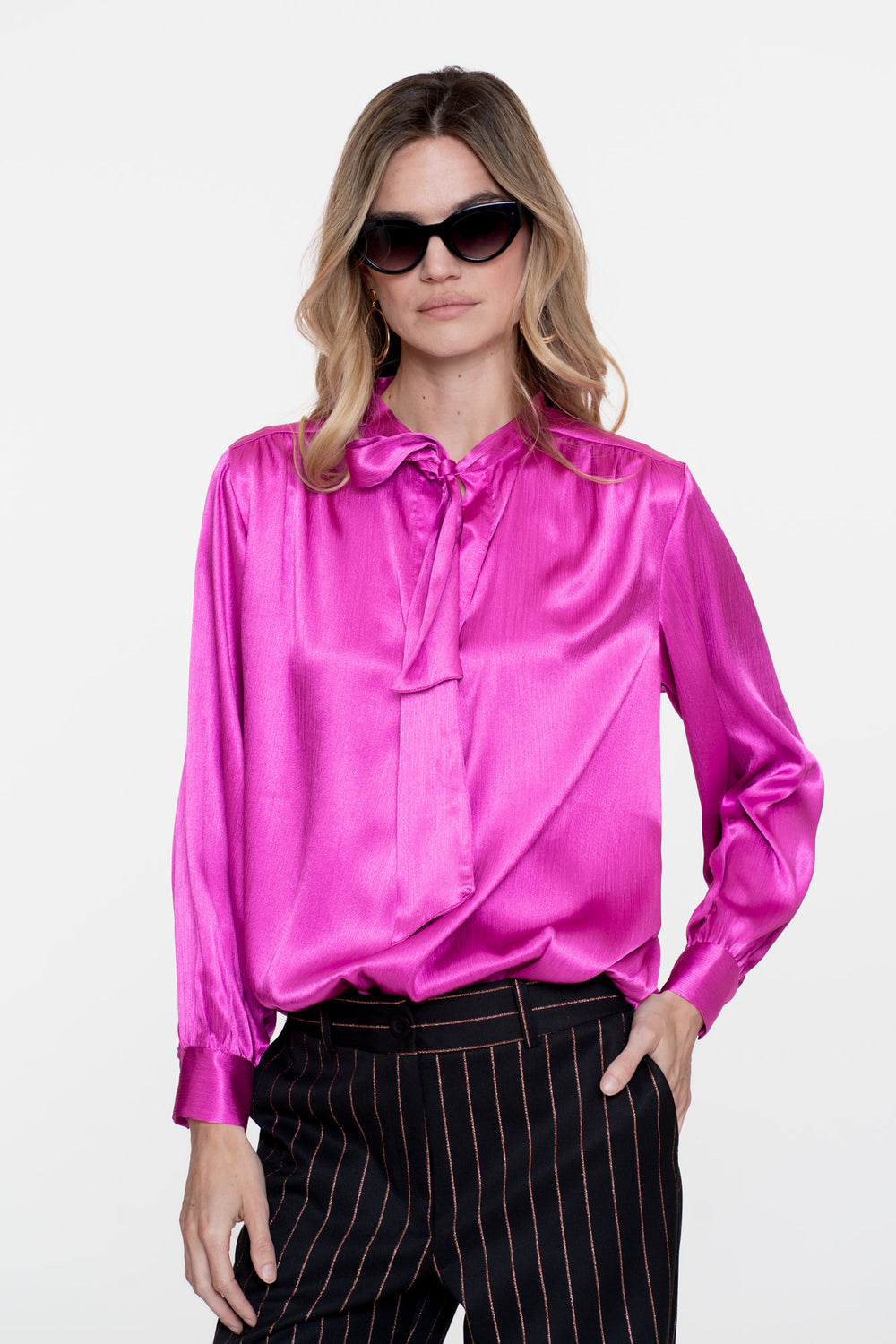 Geisha Damen-Top in Satinoptik mit Schleifendetail
