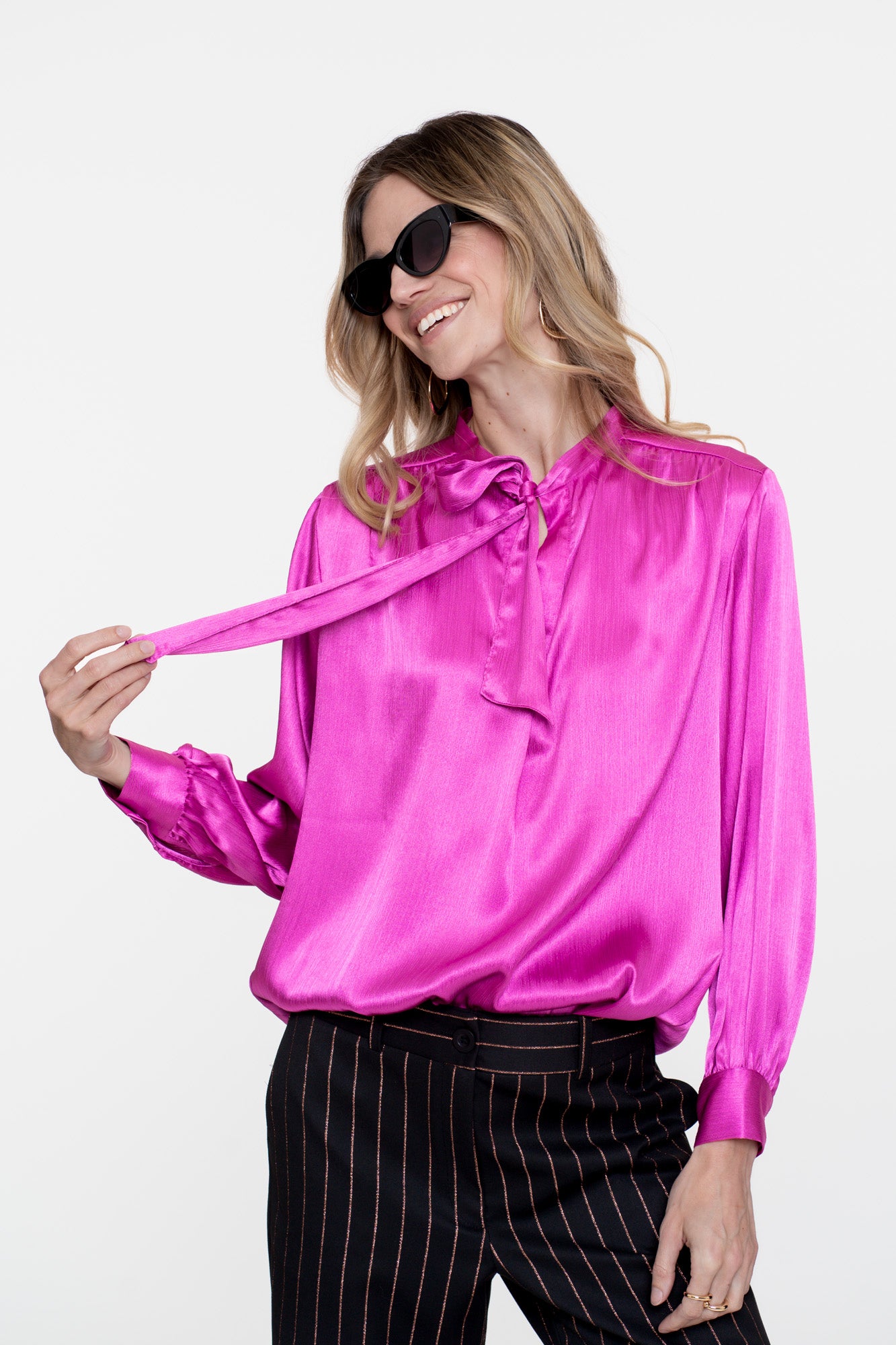 Geisha Damen-Top in Satinoptik mit Schleifendetail