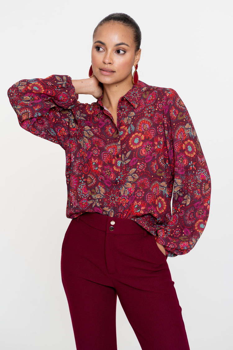 Geisha Damenbluse mit elegantem buntem Print