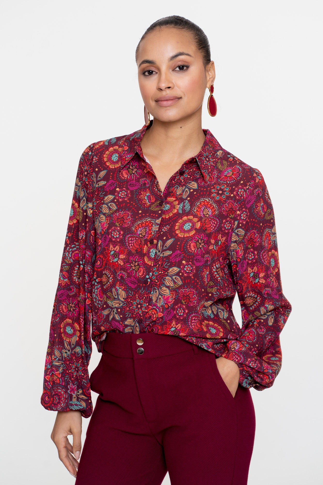 Geisha Damenbluse mit elegantem buntem Print