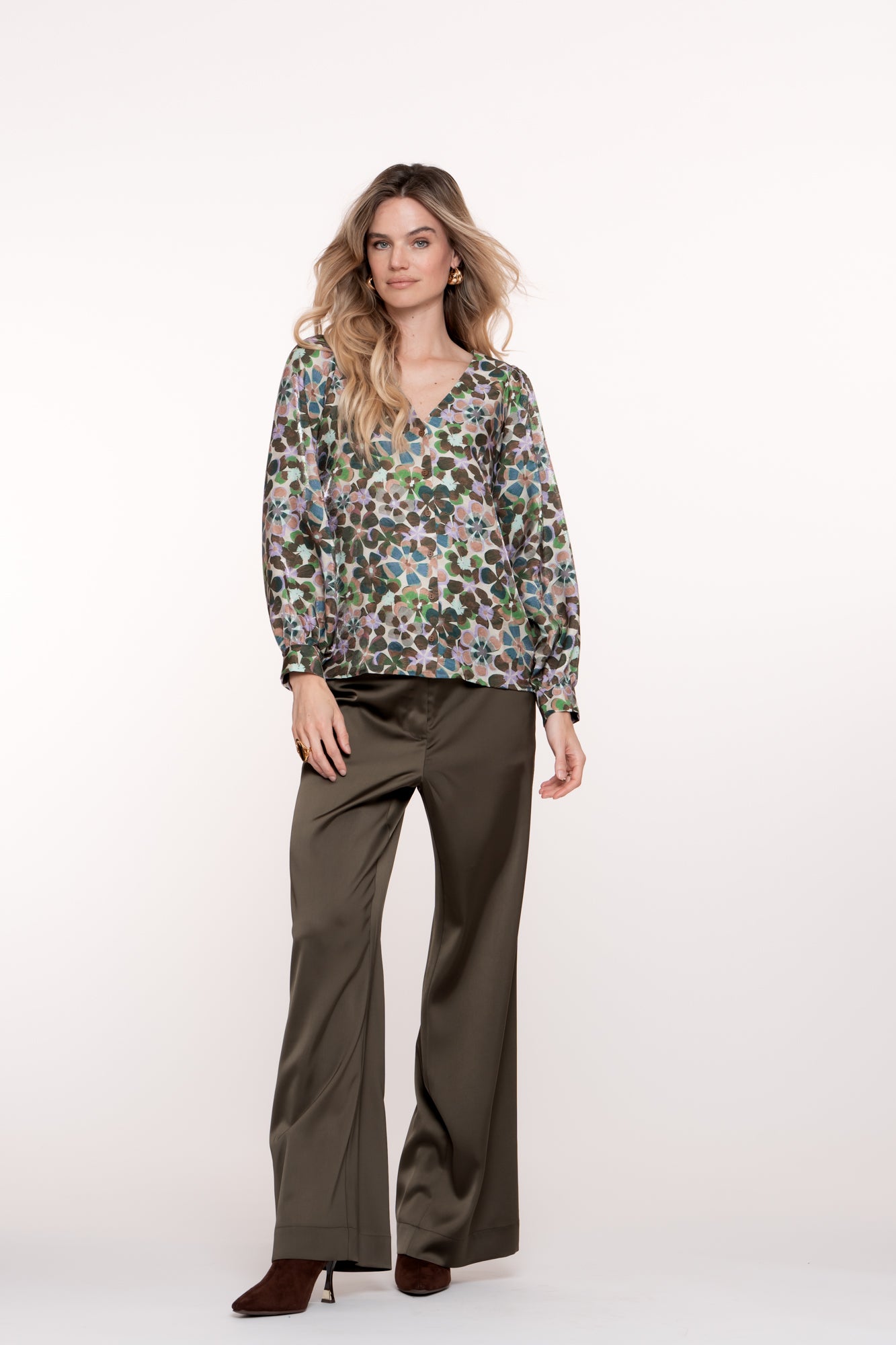 Geisha Damenbluse mit Retro-Blumenmuster