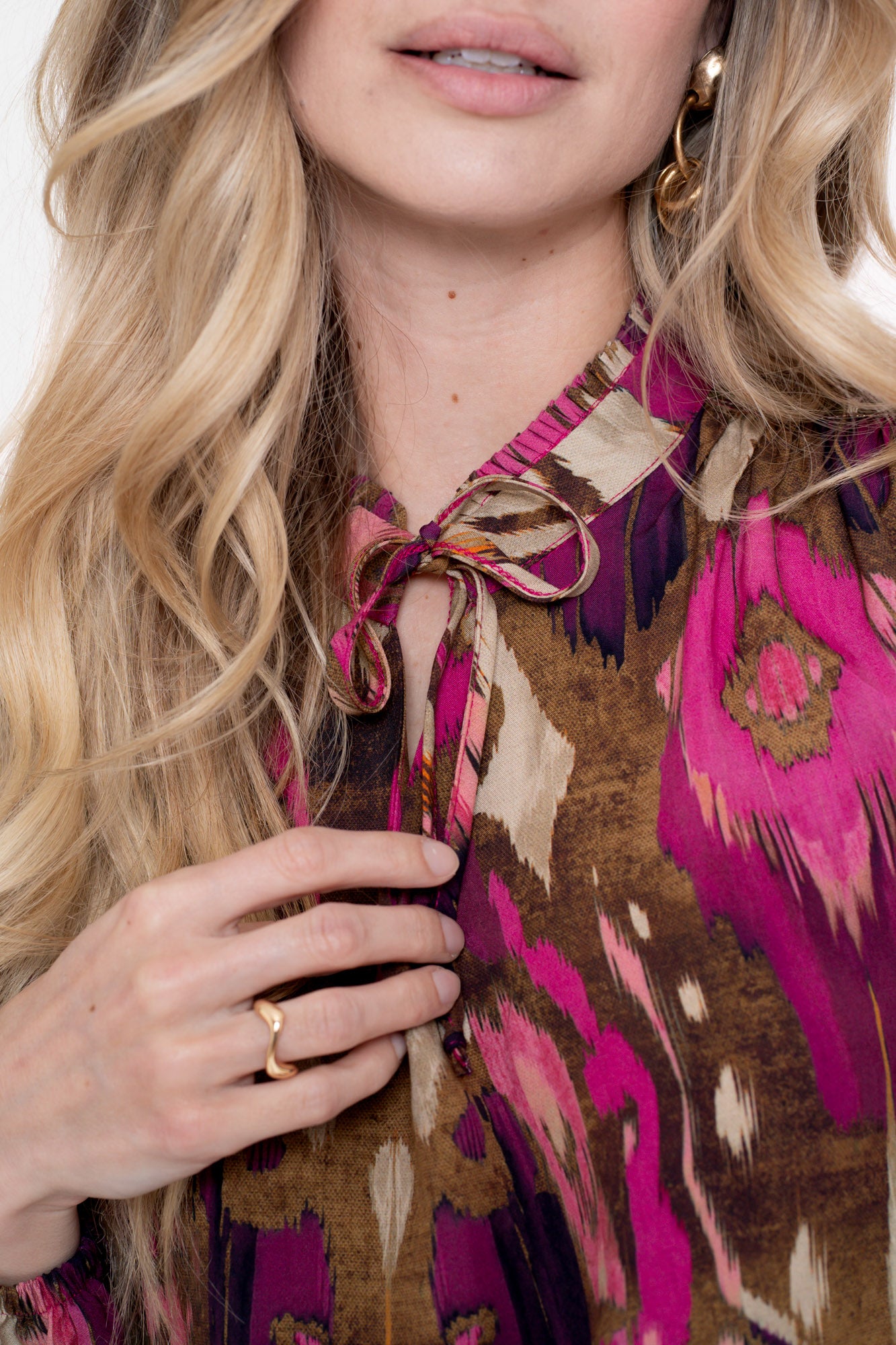 Geisha Damenbluse mit Ikat-Print