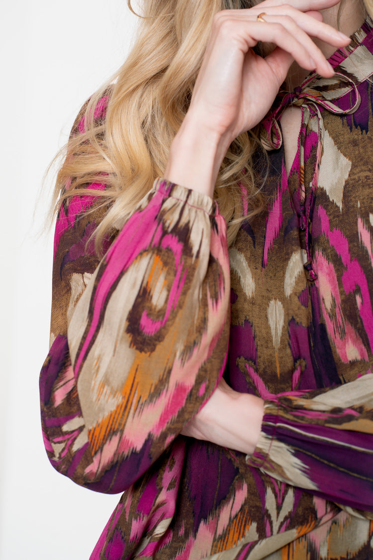 Geisha Damenbluse mit Ikat-Print