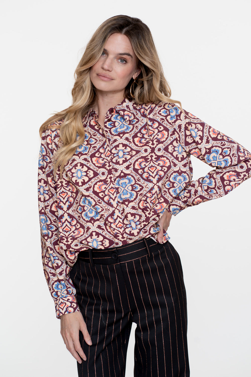 Geisha Damenbluse mit Ikat-Print