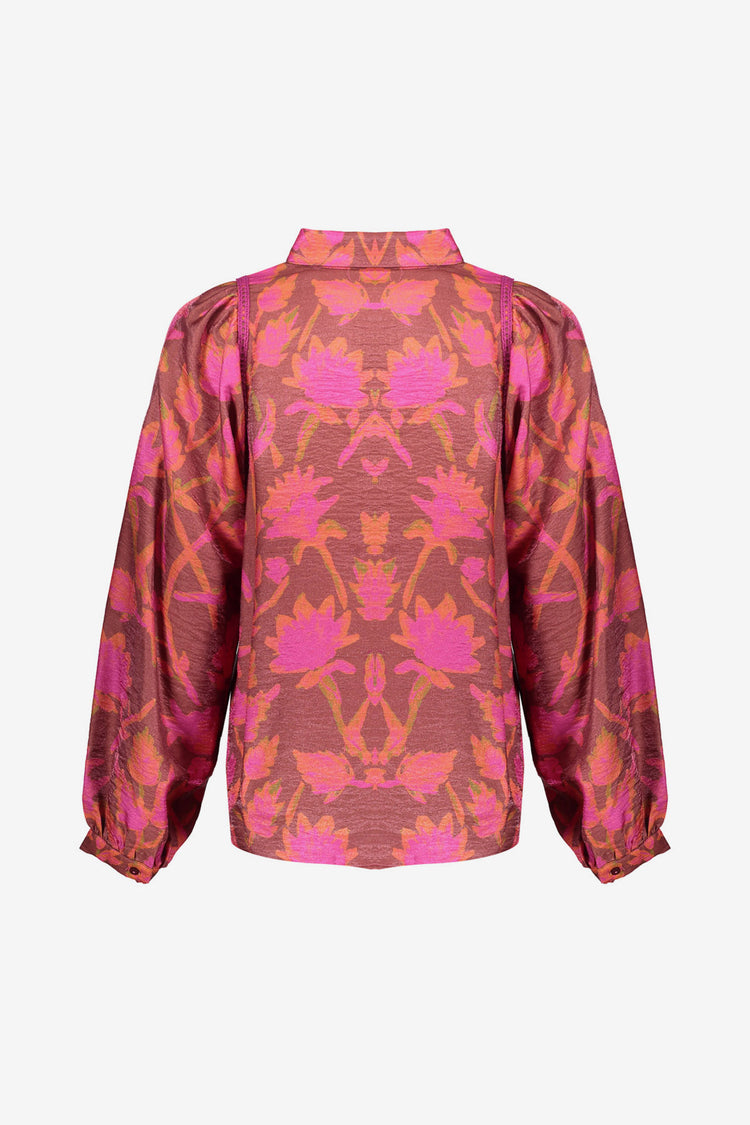 Geisha Damenbluse mit farbenfrohem Blumenmuster und feinen Details