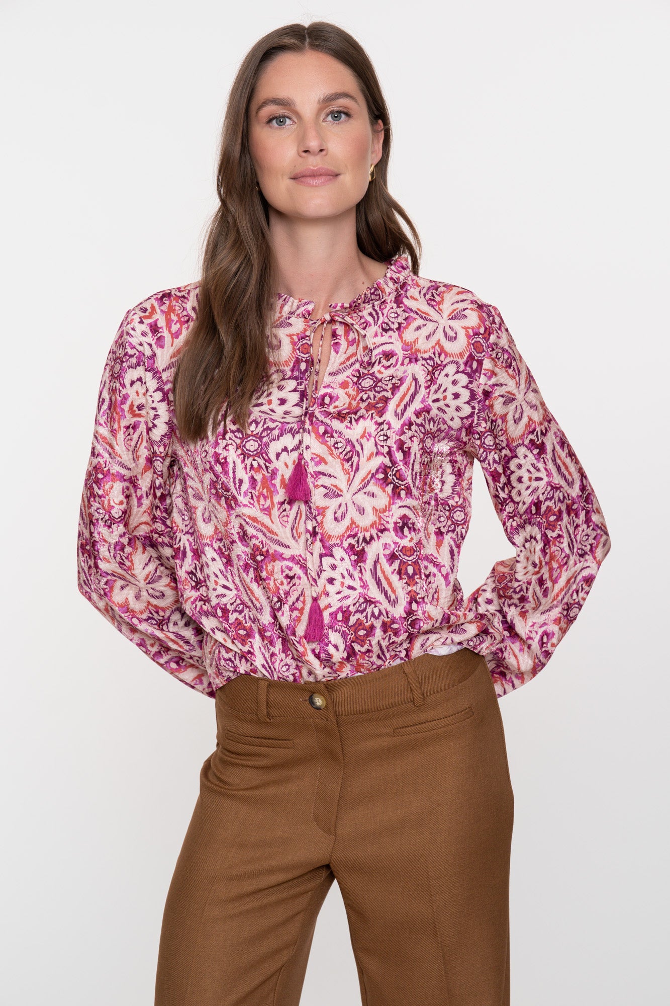 Geisha Damenbluse mit Paisley-Blumenmuster und Rüschen