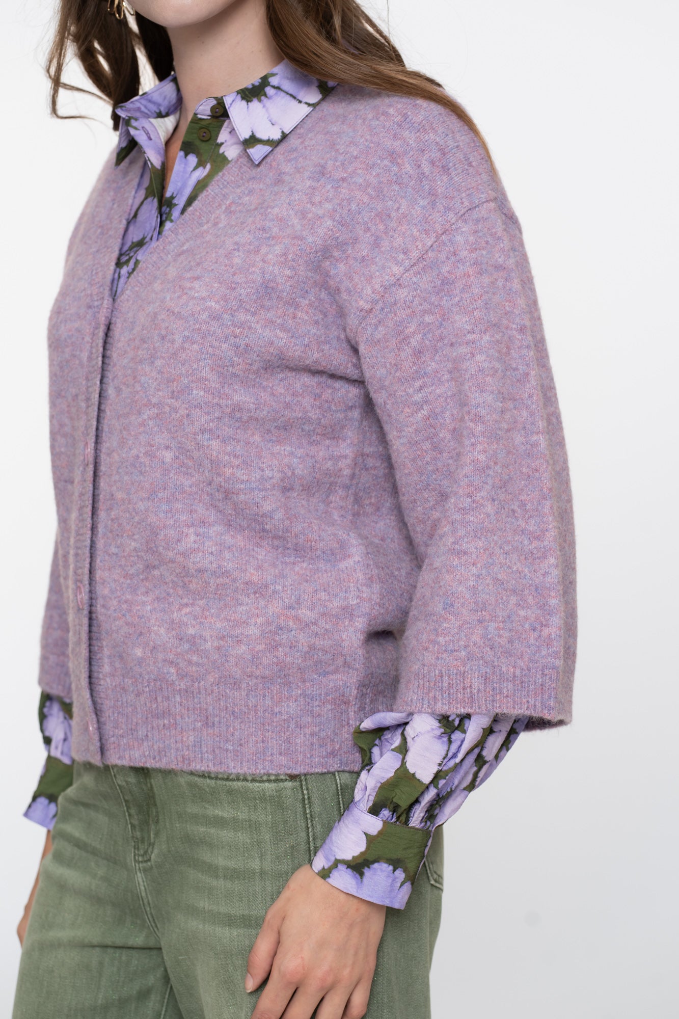 Geisha Damenstrickjacke mit V-Ausschnitt und 3/4 weiten Ärmeln