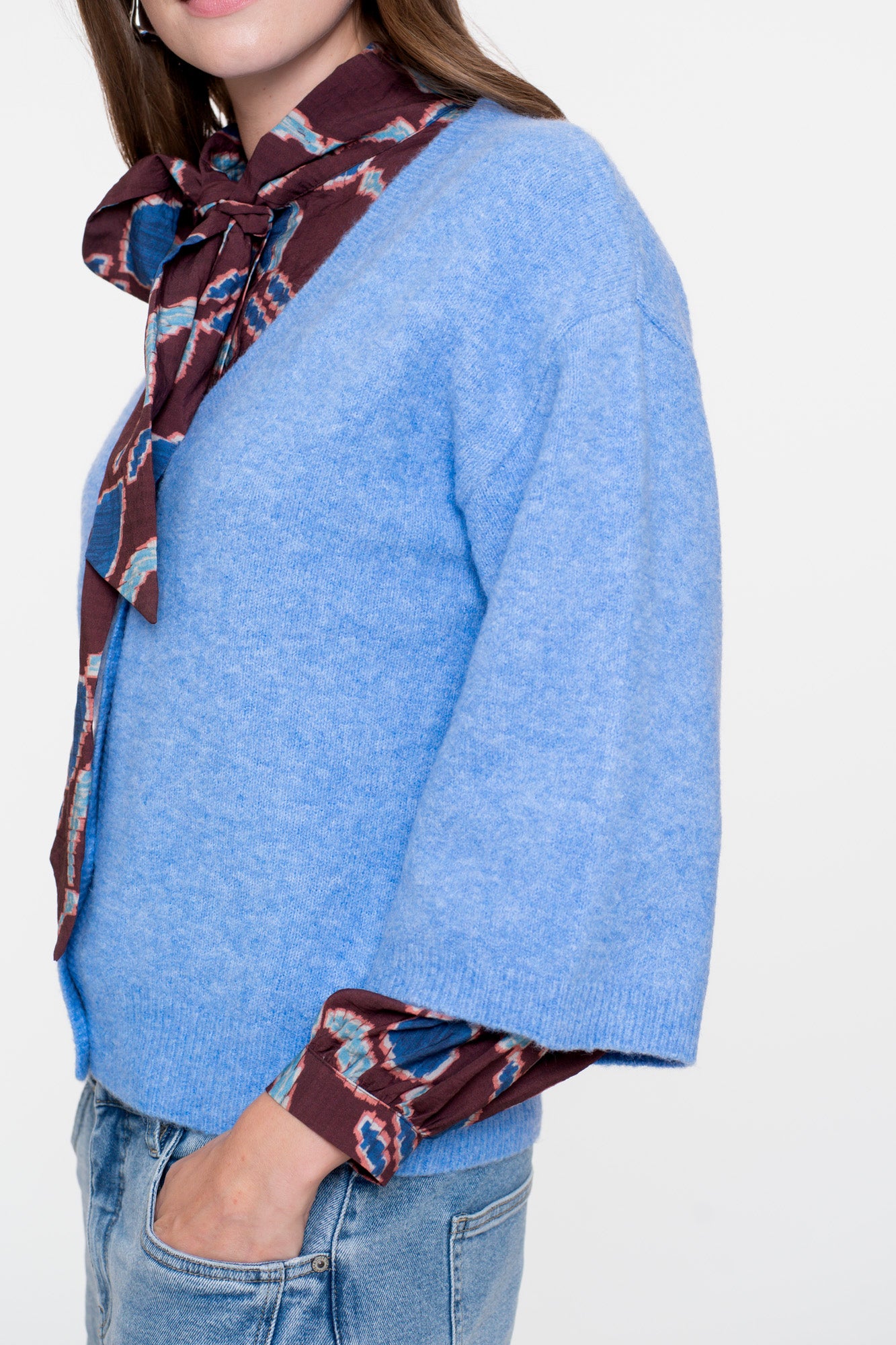 Geisha Damenstrickjacke mit V-Ausschnitt und weiten 3/4-Ärmeln