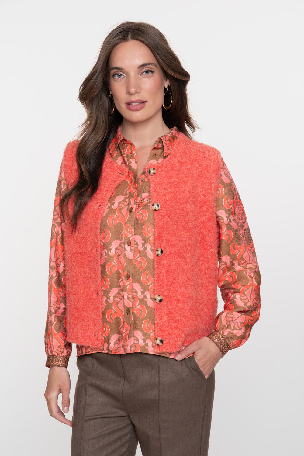 Geisha Damen-Bouclé-Gilet mit auffälligen Knöpfen