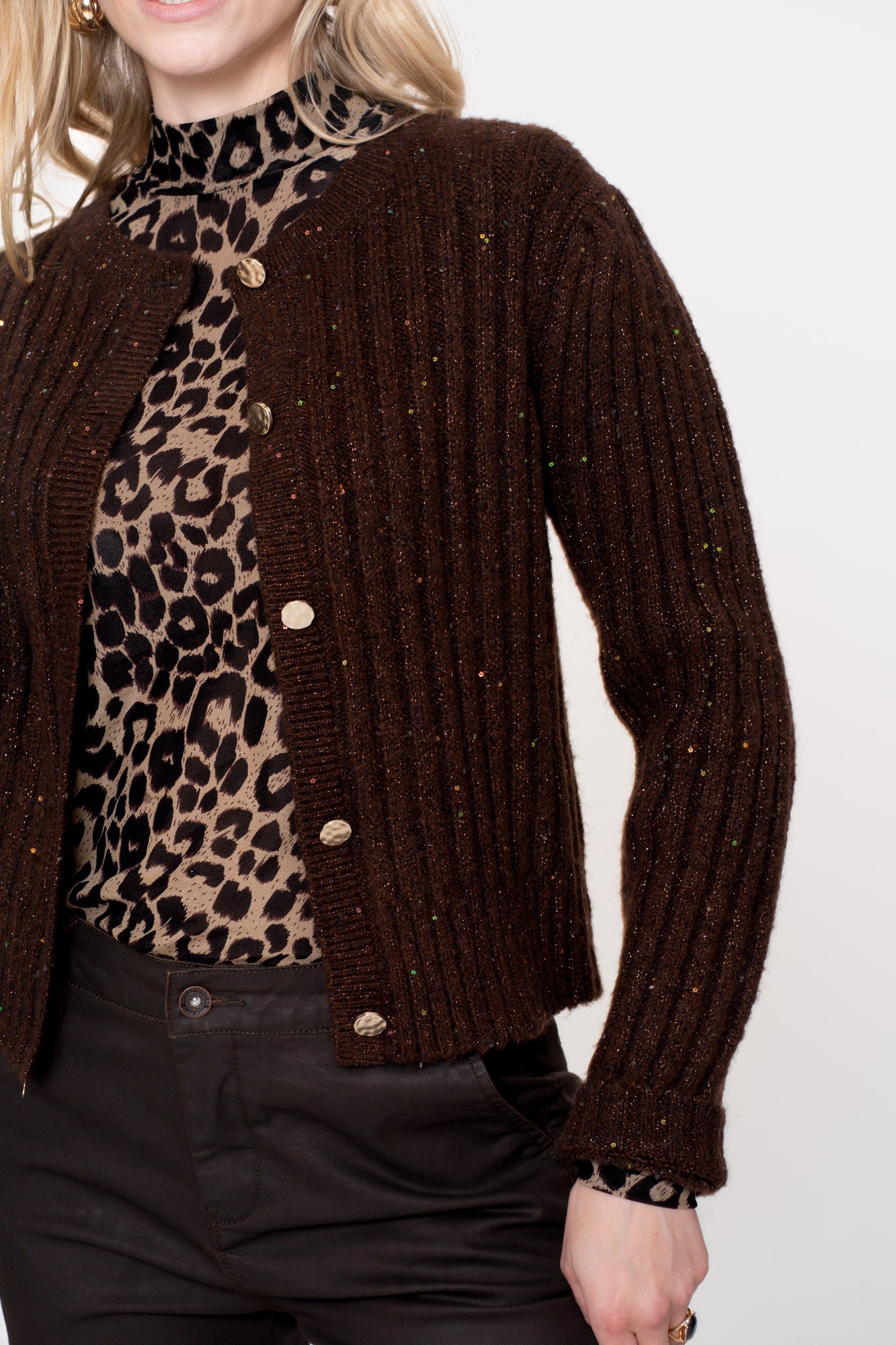 Geisha Damenstrickjacke mit Lurex und Knöpfen