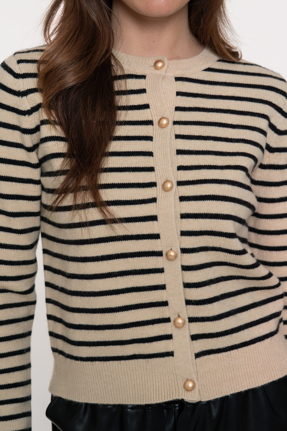 Geisha Damen-klassische Strickjacke mit Streifen und goldfarbenen Knöpfen