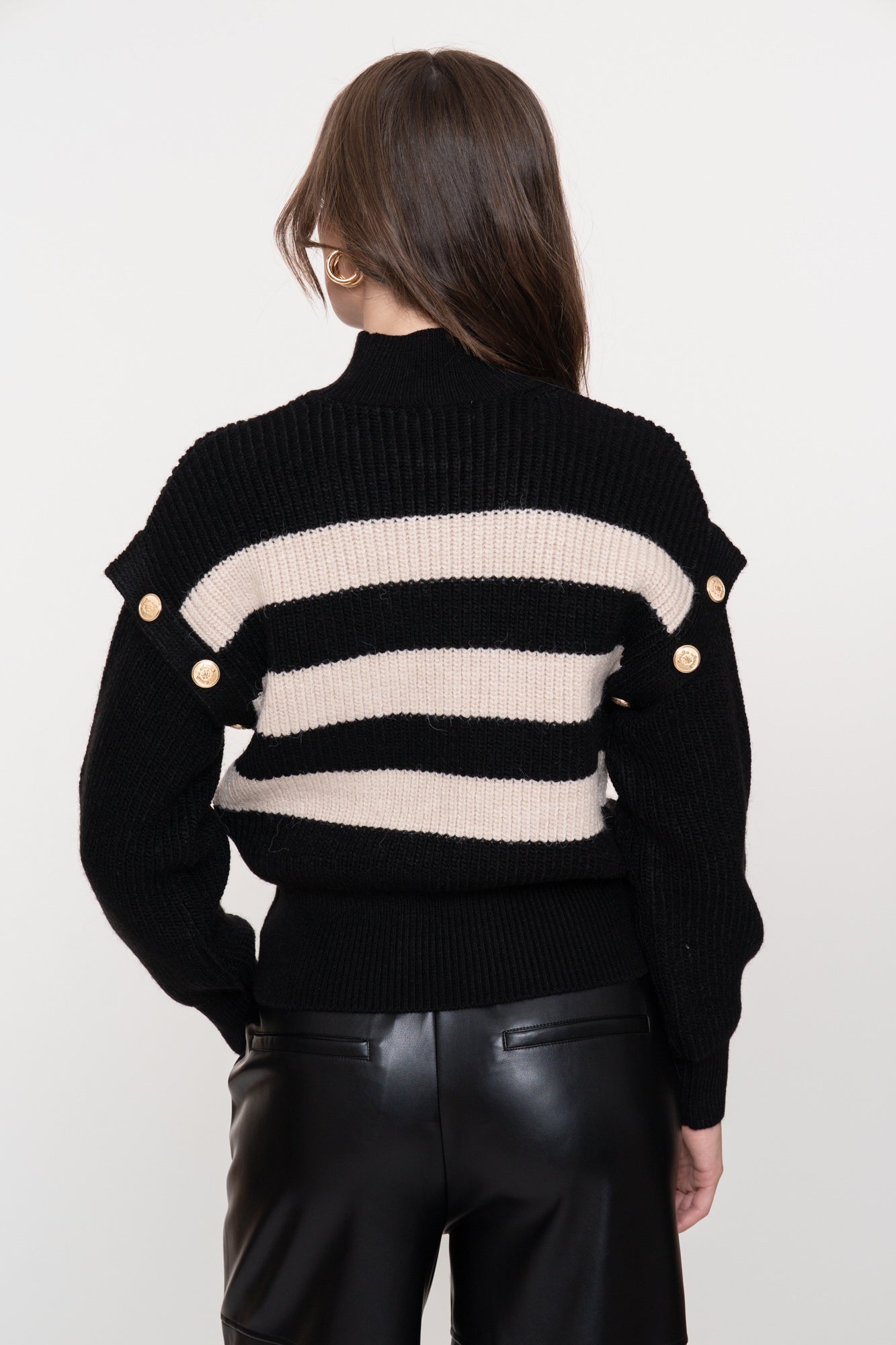 Geisha Damenpullover mit Streifenmuster und auffälligen Schulterdetails