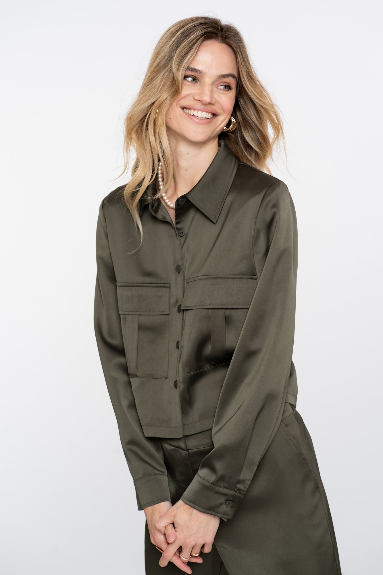Geisha Damen-Cropped-Jacke in Satinoptik