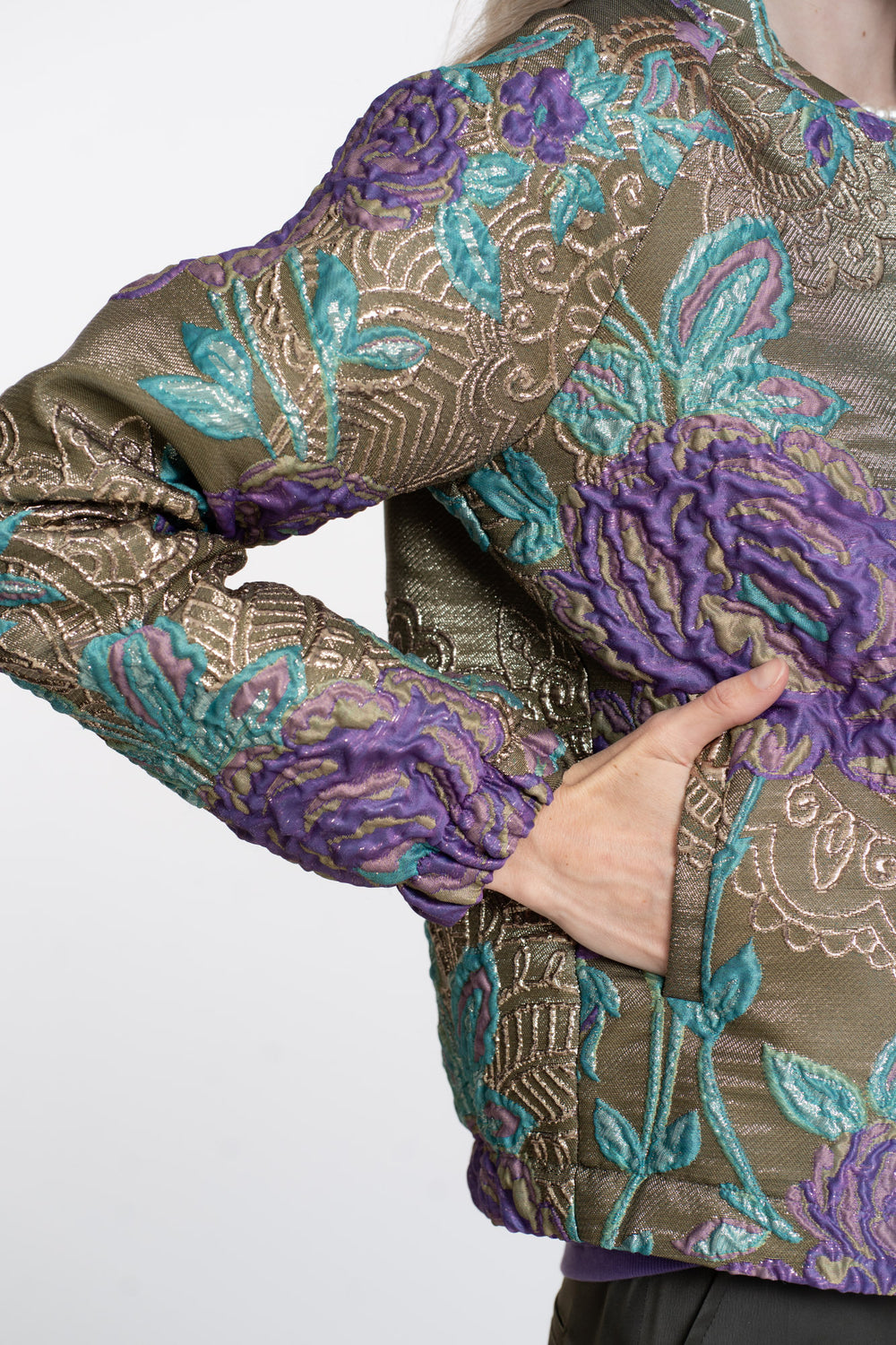 Geisha Damenjacke mit Blumen und Lurex