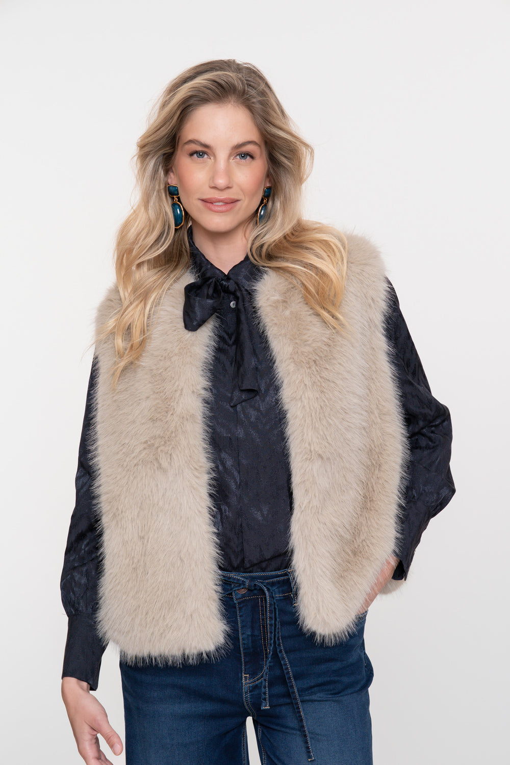Geisha Damen-Oversized-Fellweste