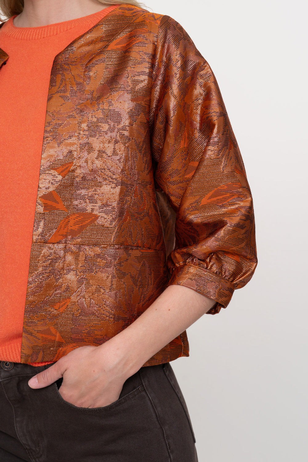 Geisha Damenkurzjacke in Kupfer mit Metallic-Jacquardmuster