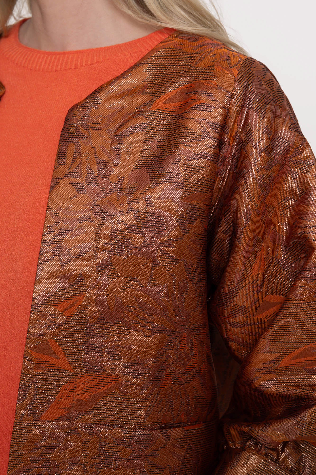Geisha Damenkurzjacke in Kupfer mit Metallic-Jacquardmuster