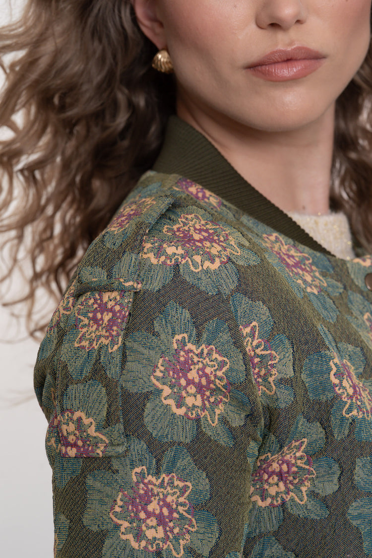 Geisha Damenbomberjacke in Grün mit Blumenprint und Druckknopfverschluss