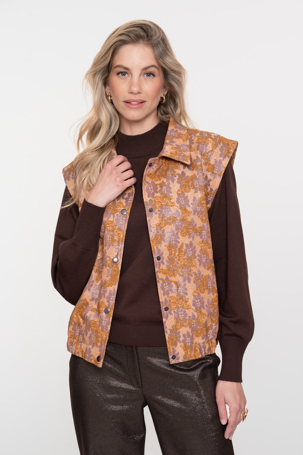 Geisha Damen-Weste mit Jacquardstruktur und Blumendessin