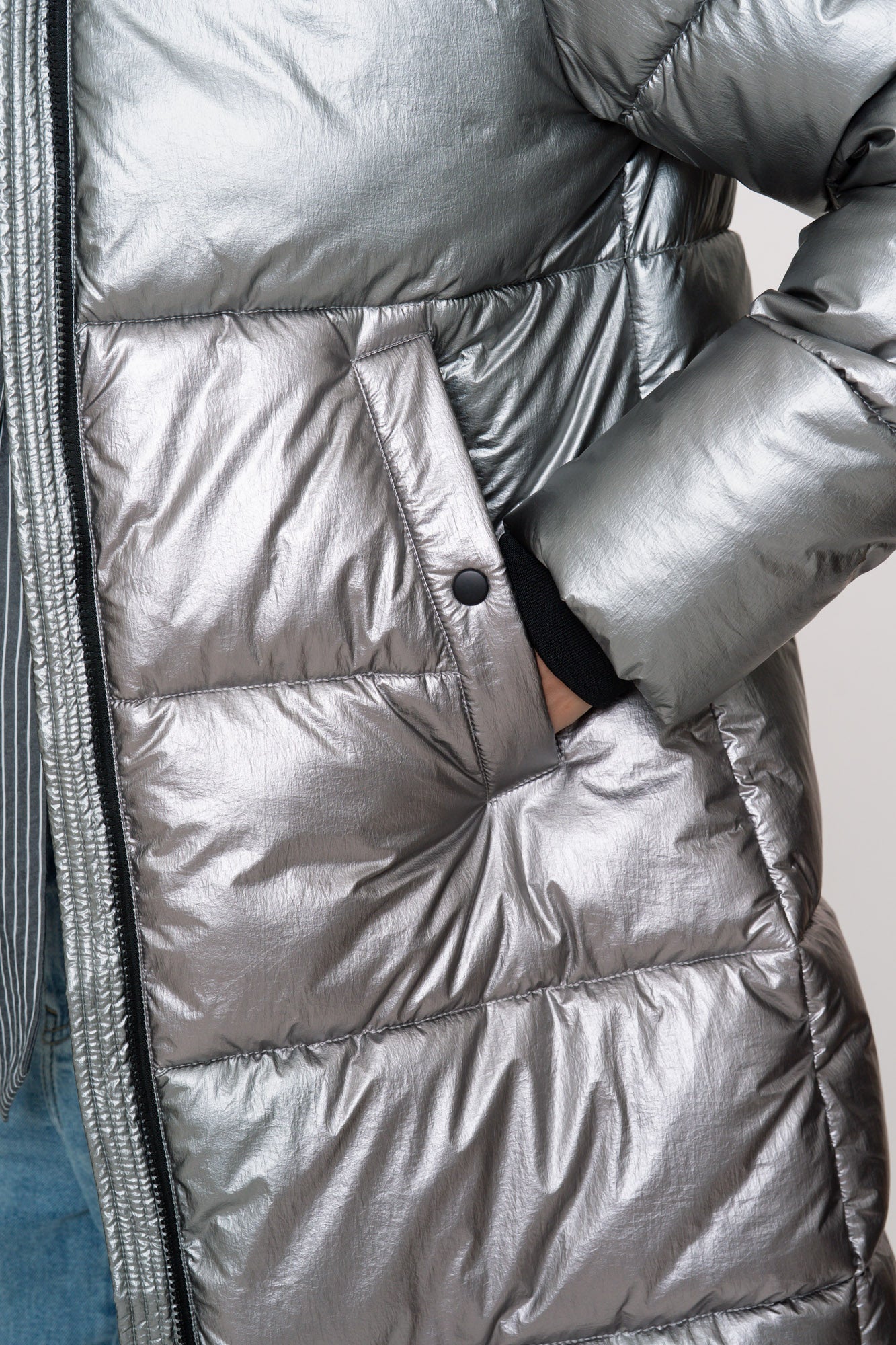Geisha Damen-Langer Daunenmantel in Silber