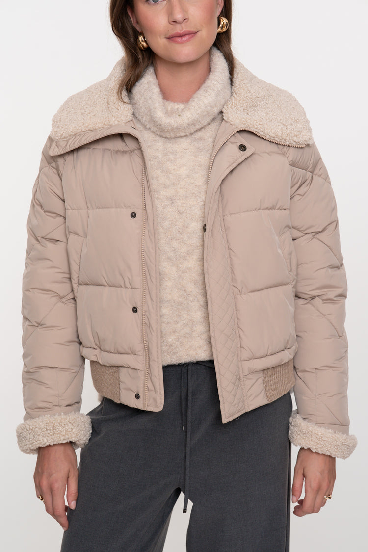 Geisha Damen-Daunenjacke mit Teddykragen