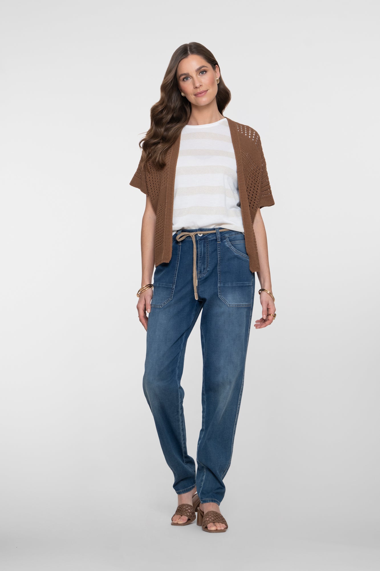 Geisha Tapered Jeans mit aufgesetzten Taschen