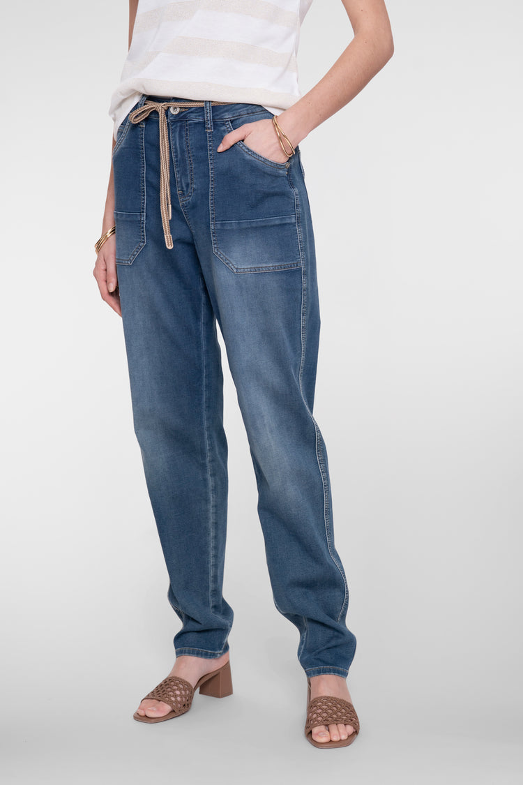 Geisha tapered jeans met patchzakken