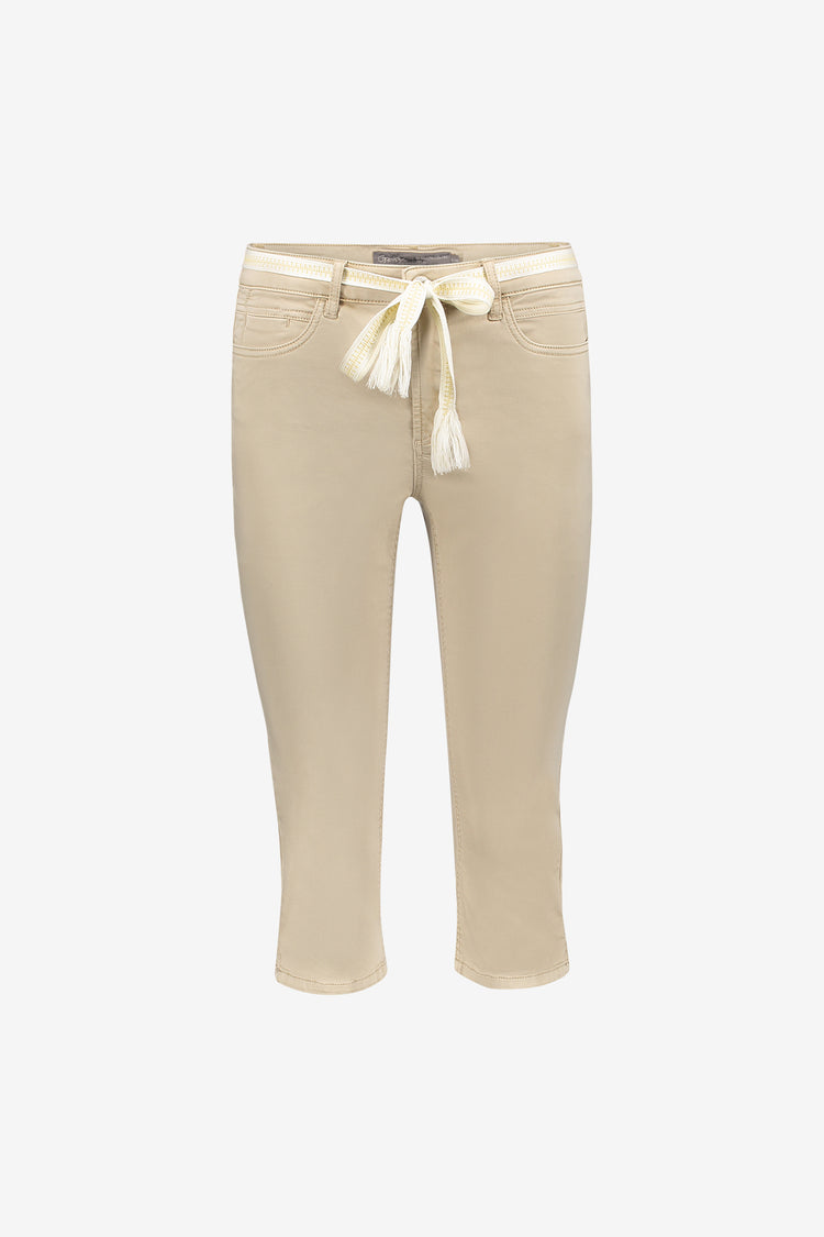 Geisha Capri-Jeans mit Bindegürtel und komfortabler Passform