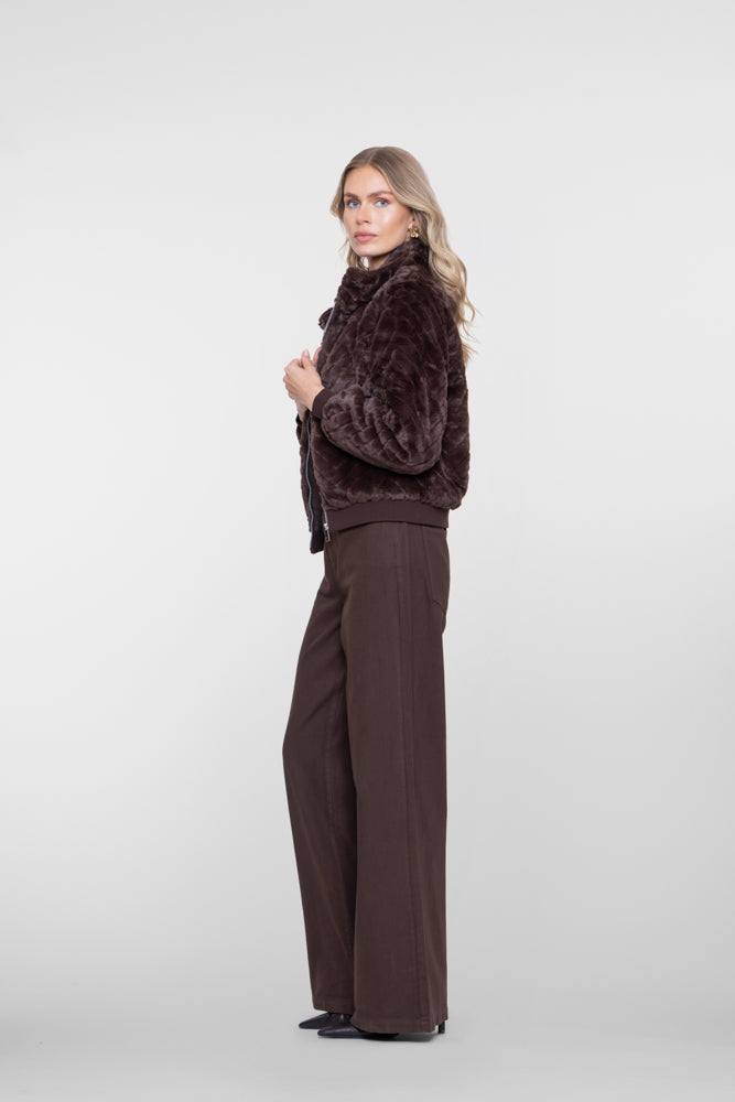 Geisha Jeans mit ausgestelltem Bein