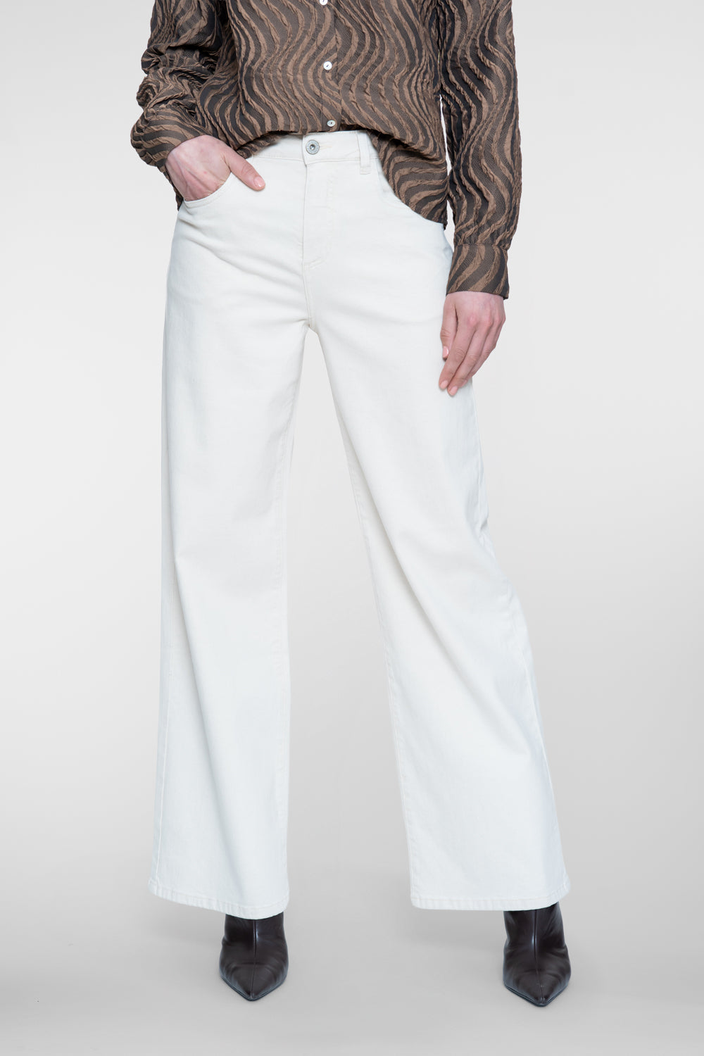 Geisha weiße Wide Leg Jeans mit hoher Taille und bequemer Passform
