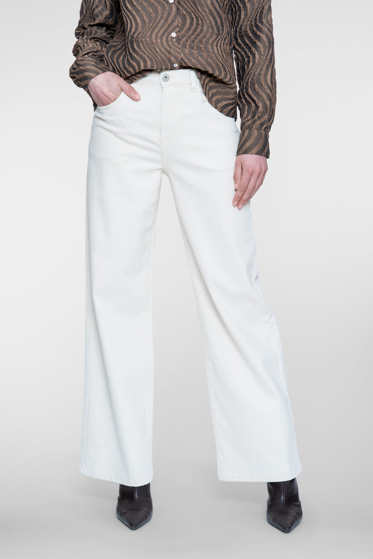 Geisha weiße Wide Leg Jeans mit hoher Taille und bequemer Passform