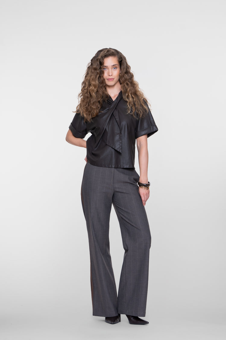 Geisha Wide Leg Pantalon mit Nadelstreifen und Seitenstreifen