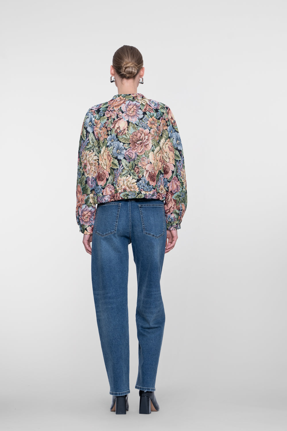 Geisha Barrel Jeans mit Ziernähten